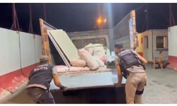 Malatya'da bir kamyonette 46 kiloluk esrar ele geçirildi : 3 kişi tutuklandı