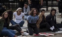 ABD'de Yahudiler Beyaz Saray önünde gösteri yaptı: Filistinlilere soykırımı durdurun
