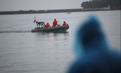 Batan gemide bir kişinin daha cansız bedenine ulaşıldı! 9 kişiyi arama çalışmaları sürüyor