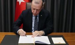 Cumhurbaşkanı Erdoğan imzaladı. Bakanlıklarda gece yarısından sonra flaş atamalar