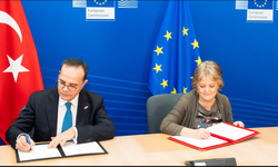 1 Milyar Euro deprem desteğinin 400 milyonu için imzalar atıldı!