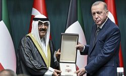 Kuveyt Emiri es-Sabah'a Türkiye Cumhuriyeti Devlet Nişanı