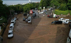Bursa'da şiddetli yağış hayatı olumsuz etkiledi!