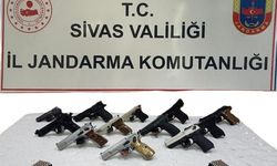 Sivas'ta jandarma havaya ateş eden düğün magandalarına ceza yağdırdı