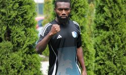 Erzurumspor FK'dan 7 futbolcu ile resmi sözleşme