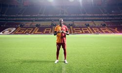 Galatasaray'ın yeni transferi Osimhen: Büyük başarılar hedefliyorum!