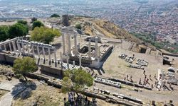 Bergama'da yaklaşık 4 bin 500 yıllık tanrıça figürü bulundu