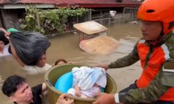 Filipinler'de fırtına yıkıp geçirdi: Can kaybı var!