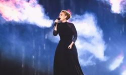 Adele hastalığını açıkladı! Kısmen sağır mı kaldı?