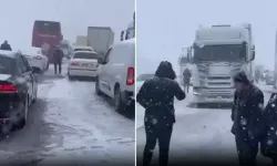 Ankara-İstanbul yolunda kar yağışı ve kazalar trafiği felç etti