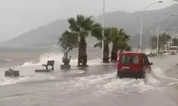 Bursa’da lodos ve sağanak yağış hayatı felç etti: Denizle kara birleşti!