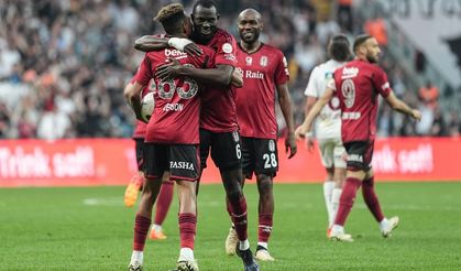 Beşiktaş Hatayspor karşısında yenilgiden 90+7'de kurtuldu