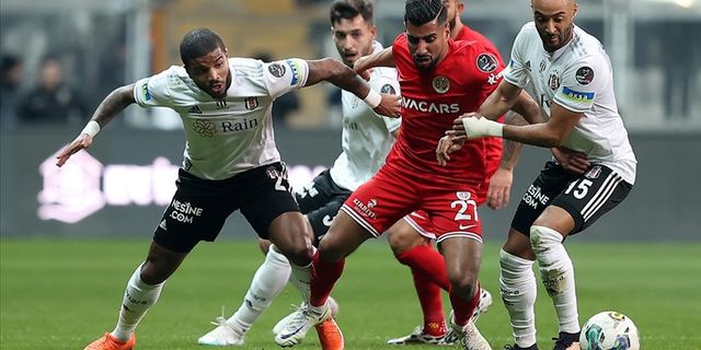 Beşiktaş, erteleme maçında bir puana razı oldu