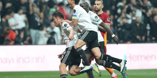 Beşiktaş destan yazdı, Galatasaray dondu kaldı