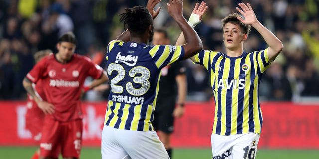 Fenerbahçe Sivasspor'a fark attı, kupada finale çıktı