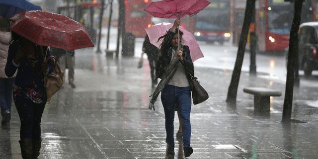 Meteoroloji öğleden sonrasına dikkat çekti: 21 ile kuvvetli yağmur uyarısı