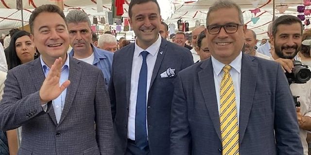 Deva Partisi'nde Ali Babacan'ı sarsan istifa. Sedat Kızılcıklı açıkladı