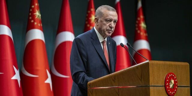 Cumhurbaşkanı Erdoğan'dan emekli maaşları ve asgari ücretle ilgili flaş açıklama