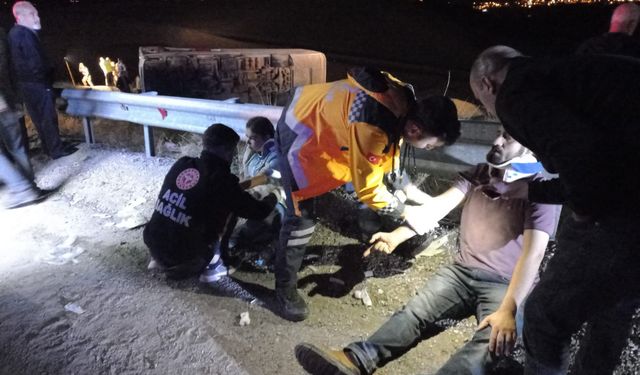 Van'da korkunç kaza: 5 kişi öldü, 30 kişi yaralandı