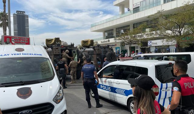 İzmir'de dönercide güpe gündüz silahlı çatışma: 1 kişi öldü, 5 yaralı var