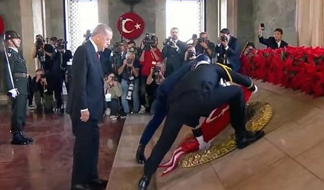 Cumhurbaşkanı Erdoğan Anıtkabir'de söz verdi