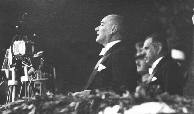 100 yıllık Cumhuriyet'in mimarı: Atatürk