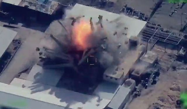 Flaş.. Flaş.. Suriye'ye operasyon. MİT 23 hedefi havaya uçurdu