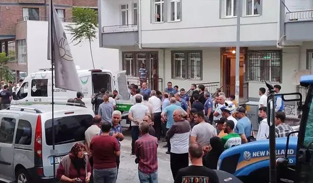 Kırşehir'de polis memuru tartıştığı kişiyi eşinin gözü önünde vurarak öldürdü