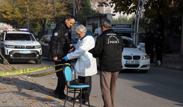 Kan donduran olay: Sokak arasında sevgilisinin canına kıydı!