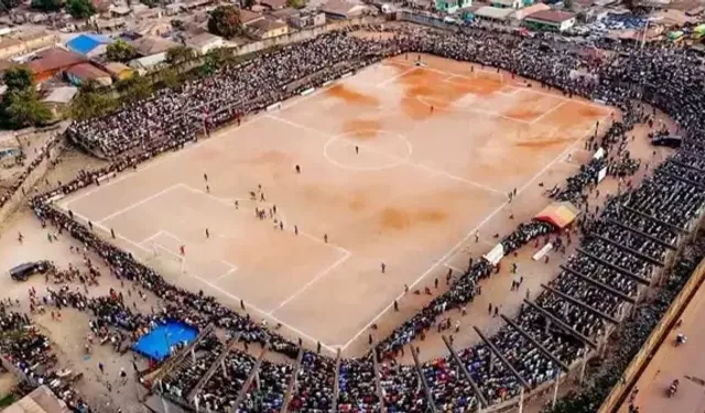 Futbol maçında katliam! 100'den fazla ölü