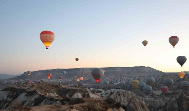 Kapadokya Sıcak Hava Balonlarında Tüm Zamanların Rekoru Kırıldı!