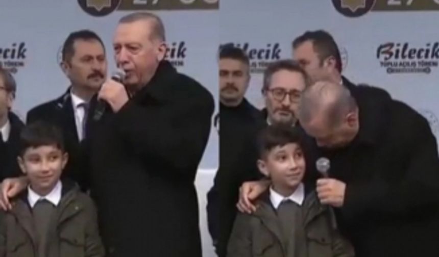 Cumhurbaşkanı Erdoğan'ın şarkı söylediği anlar gündem oldu: "Duyanlara duymayanlara"