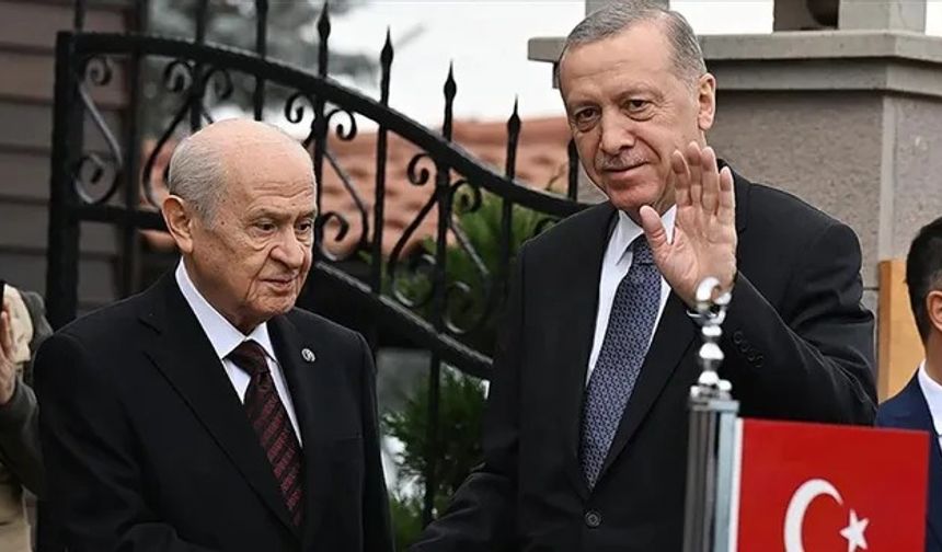 Devlet Bahçeli'den Cumhurbaşkanı Erdoğan'a sürpriz hediye. Bakın ne gönderdi?