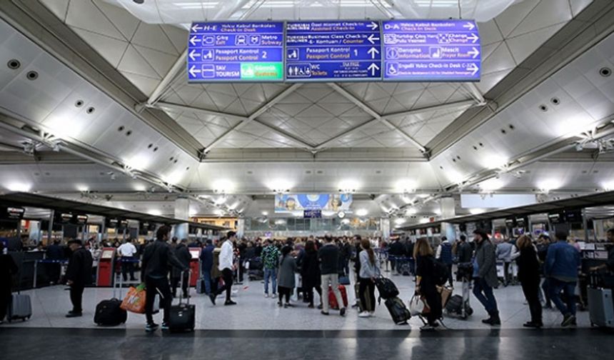 İstanbul Havalimanı'ndaki hamburger menü fiyatı görenleri şoke etti!