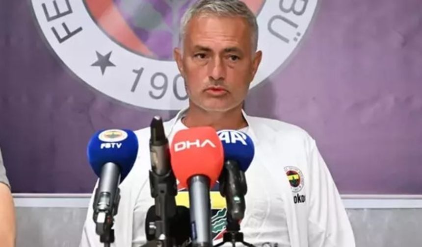 Jose Mourinho herkesin eleştirdiği futbolcuyu fazlasıyla övdü